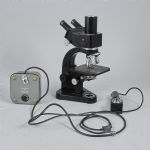 671224 Microscope